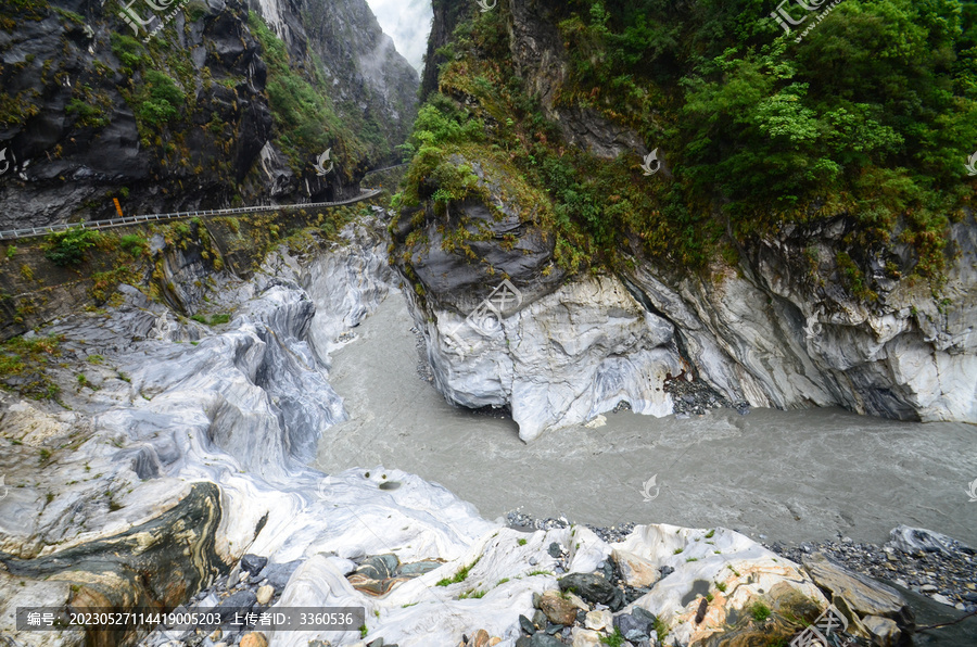 太鲁阁大峡谷风光