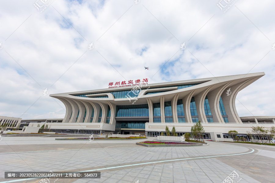 郑州航空港站高铁站房建筑外景