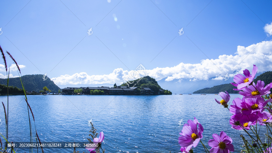 丽江泸沽湖风景区里格岛