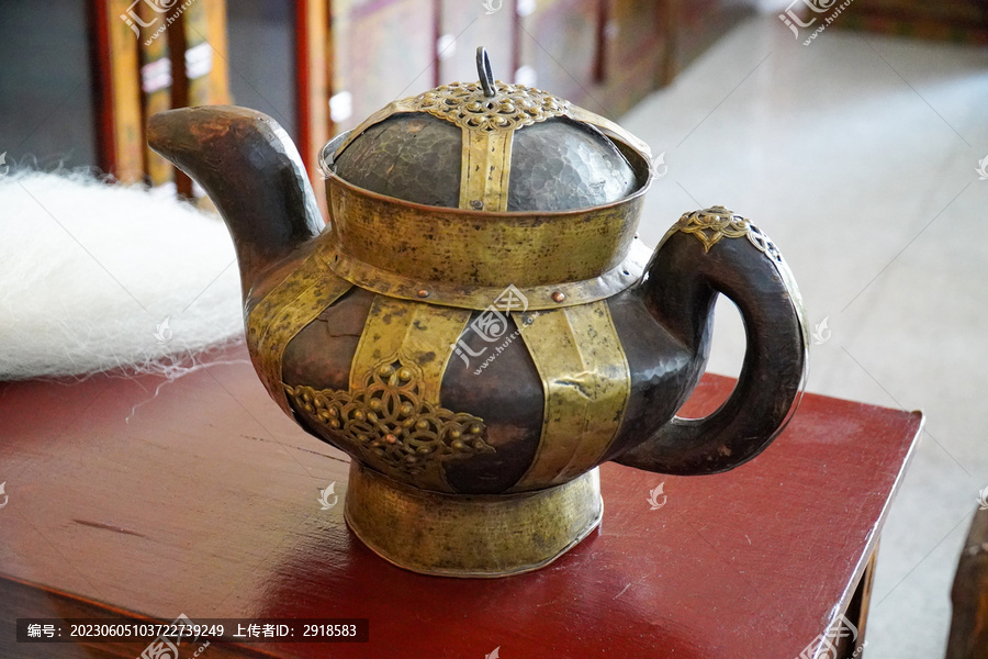 奶茶壶藏族西藏