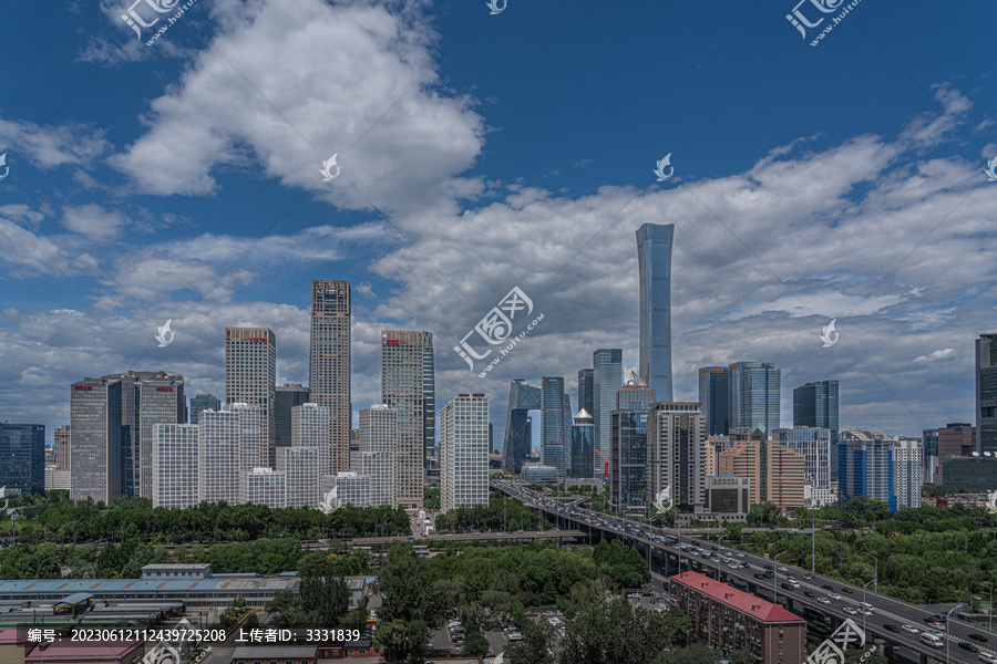 北京国贸cbd蓝天白云