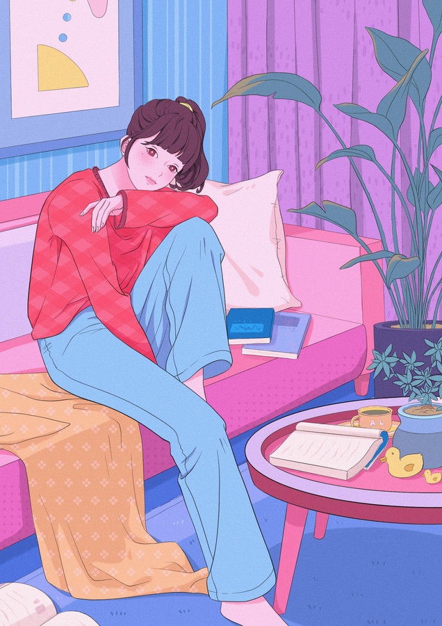 坐在沙發(fā)上的女孩