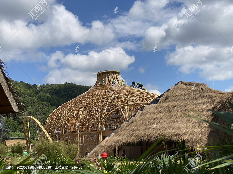 五指山毛纳村