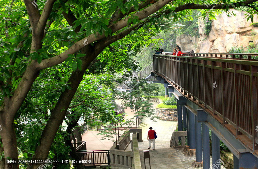 重庆曾家岩悬崖步道