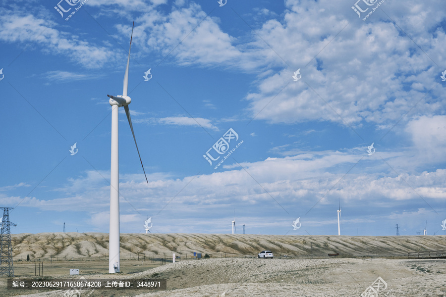 新疆布尔津戈壁风车