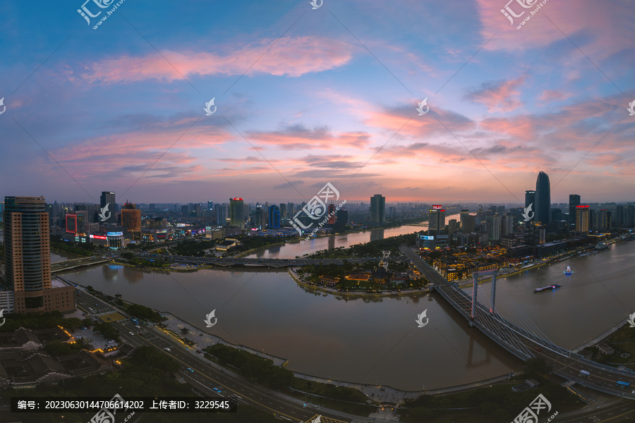 浙江宁波三江口城市晚霞