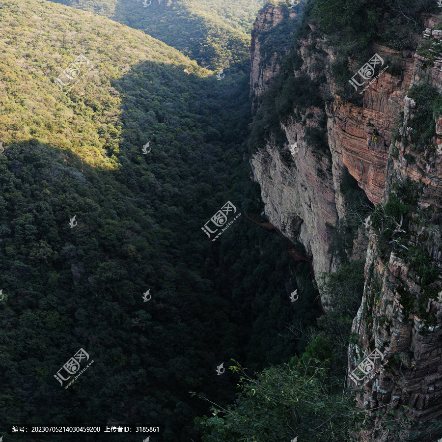 豫西景区佛龛仙门