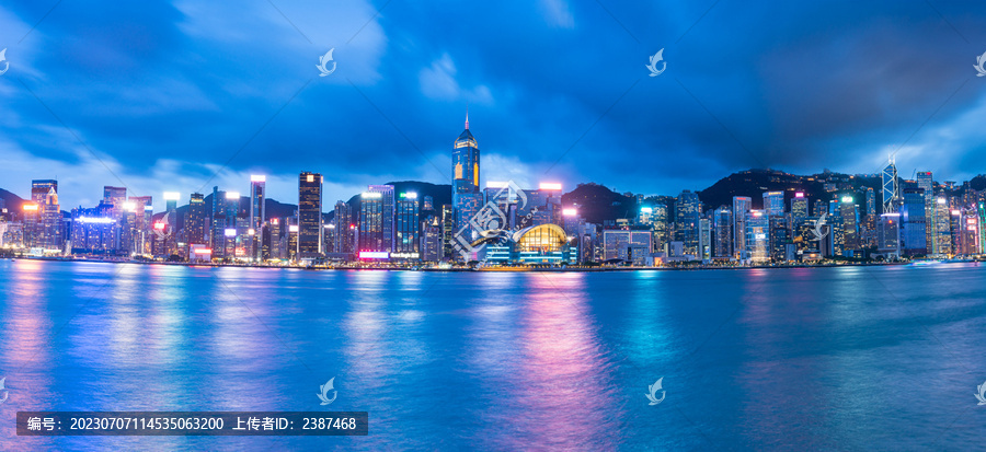 香港岛湾仔海岸线建筑灯光夜景