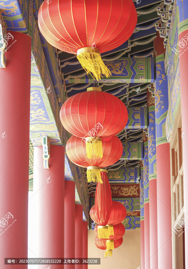 中国传统古代建筑横梁斗拱