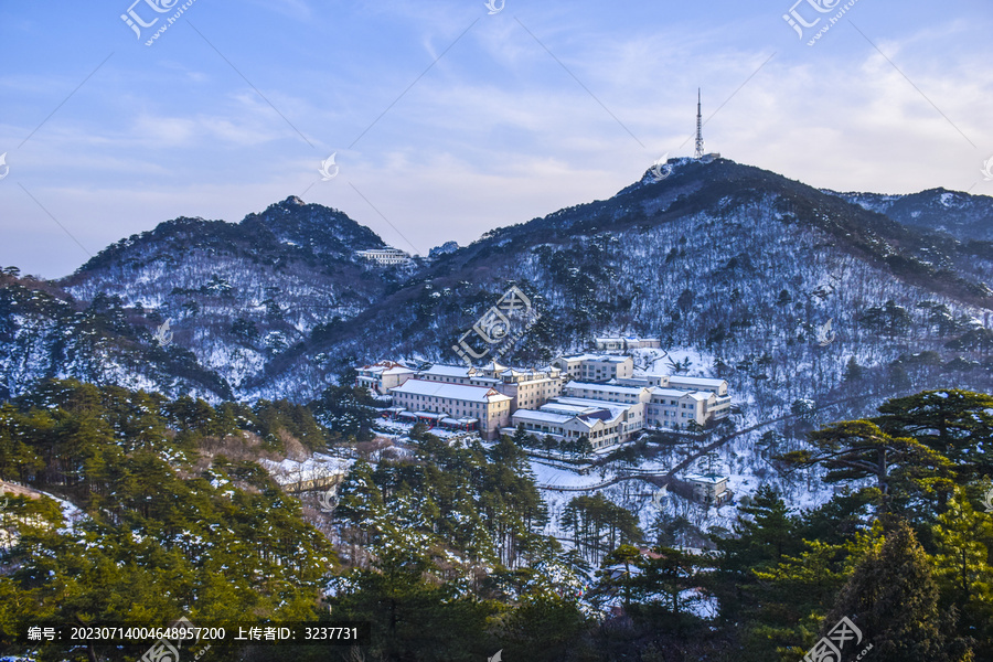 安徽黄山雪后风景