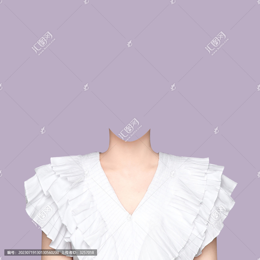 女士白襯衫
