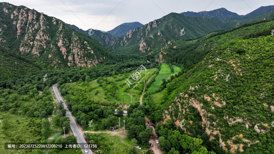 张家口赤城海坨山谷夏景