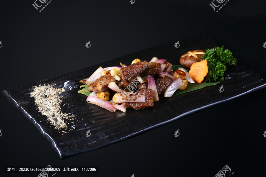 雪花牛肉鐵板燒