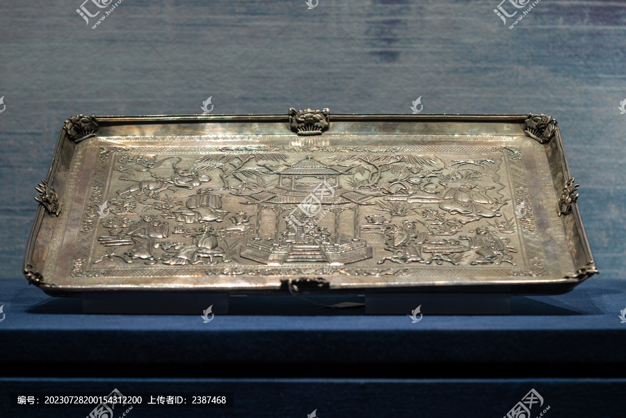 19世纪银锤揲八仙纹长方茶盘