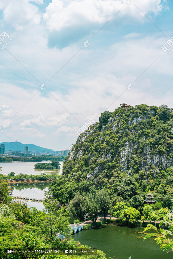 马鞍亭俯瞰风景七星桥揽月亭