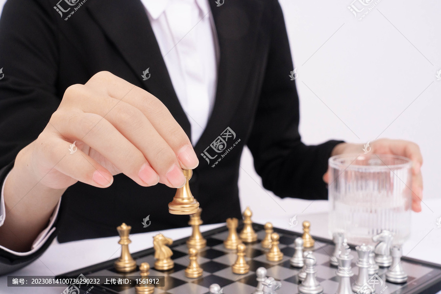 人物下棋