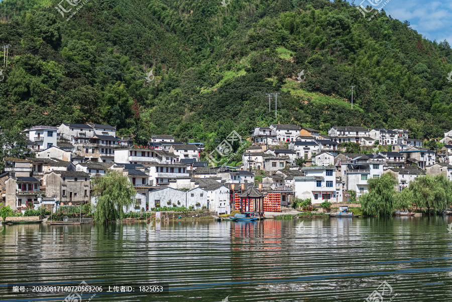 新安江山水画廊民居风光