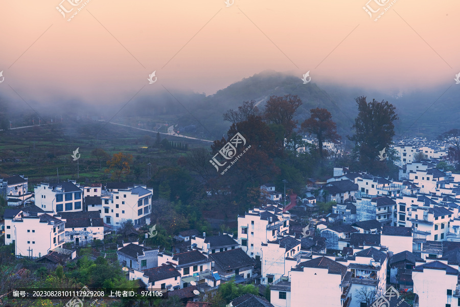 婺源县石城古村落和山区风光