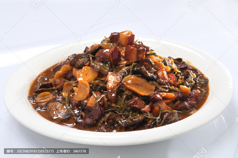 红烧肉炖干菜