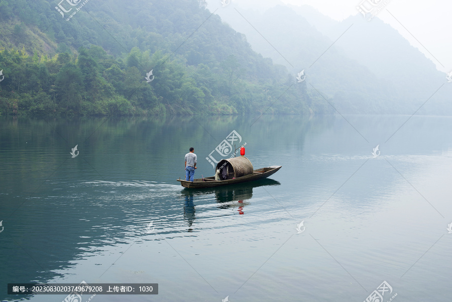 山水风景小船江面