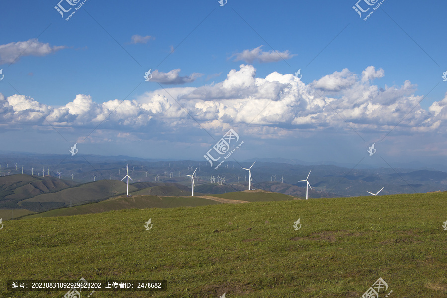 风力发电机群大风车群山