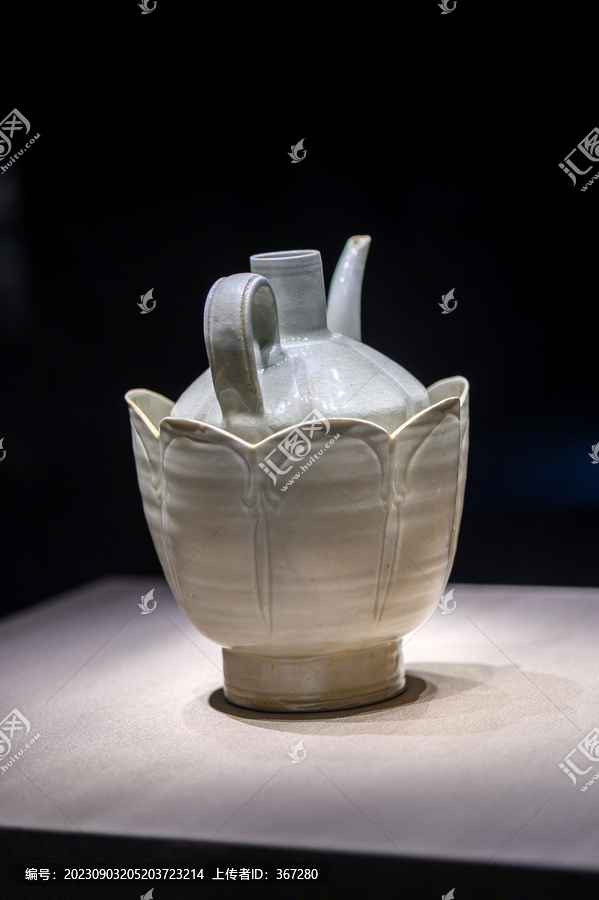 古代的陶瓷酒壶