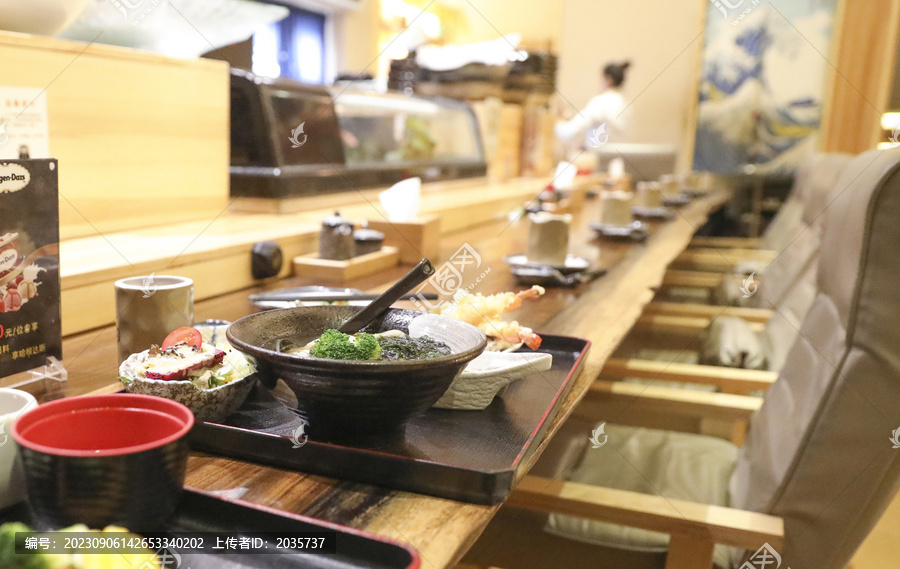 日式餐厅内部环境