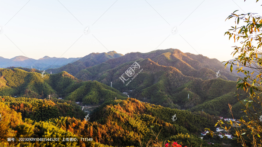 霍山县屋脊山