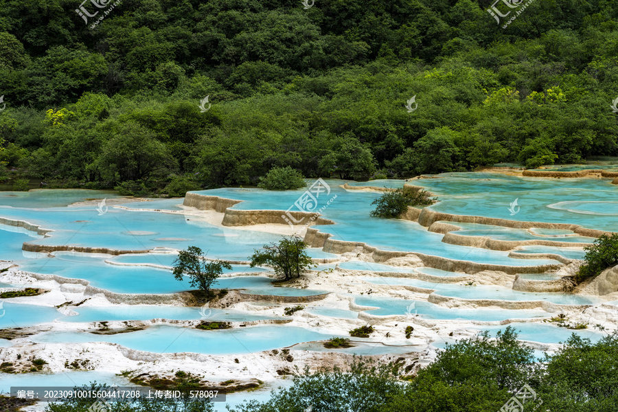 四川阿坝黄龙景区