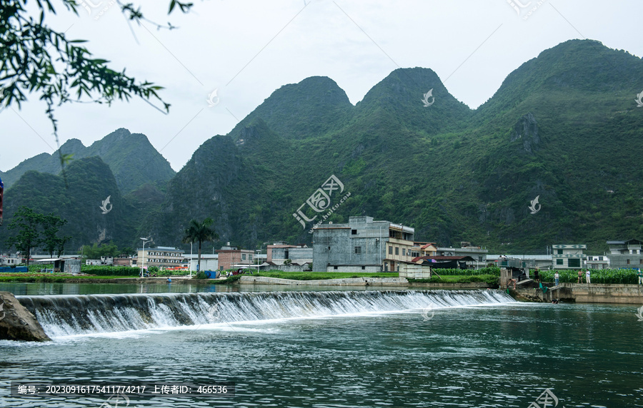 广西山水都安澄江会开花的河