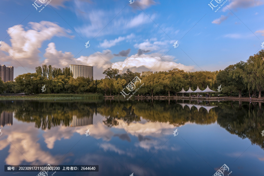 呼和浩特公園風景湖畔風景