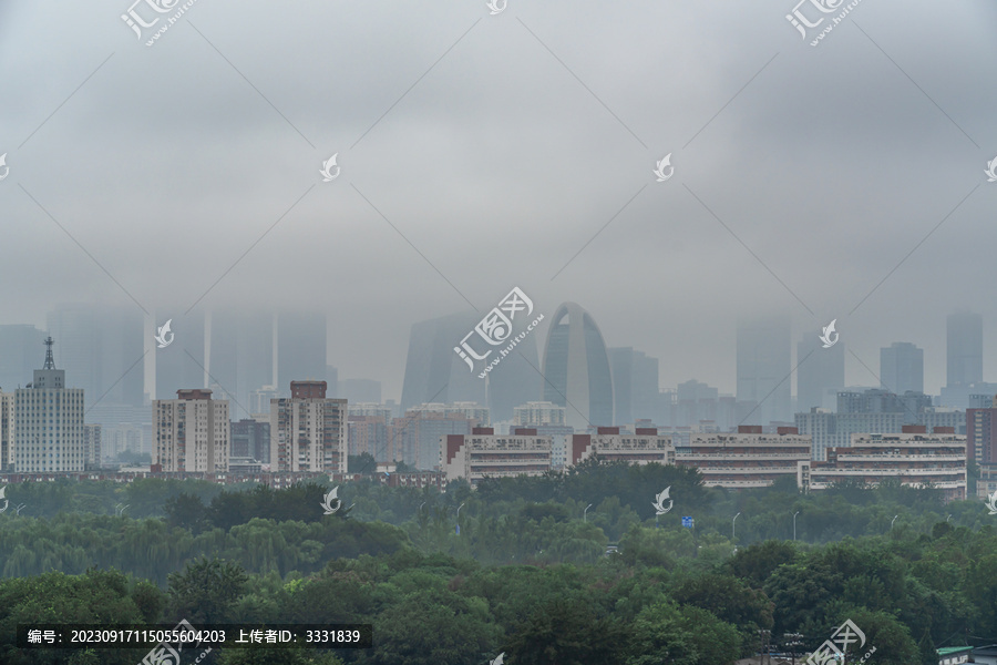 北京国贸cbd地标建筑云雾