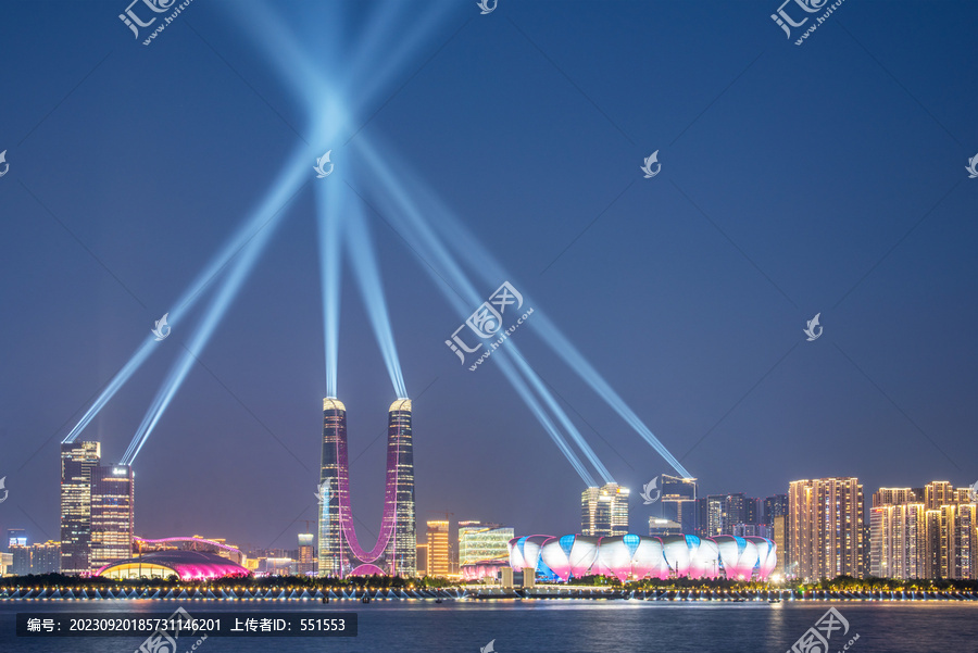杭州奥体中心灯光秀