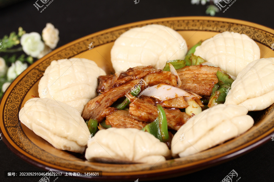 小炒肉夾饃