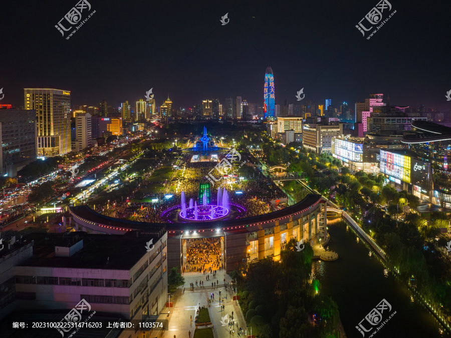 济南泉城广场夜景