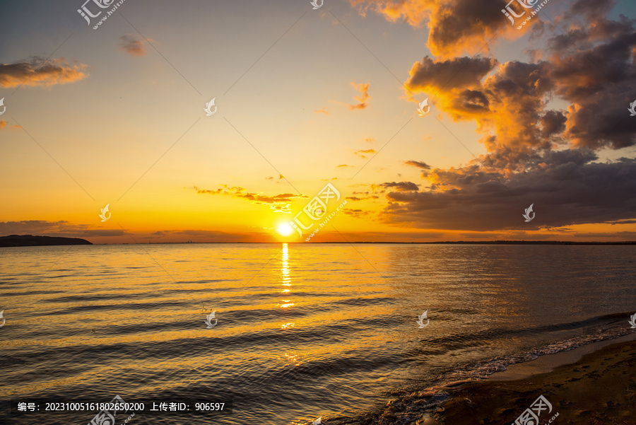 大海夕陽