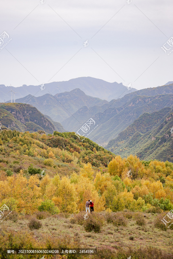 秋日群山