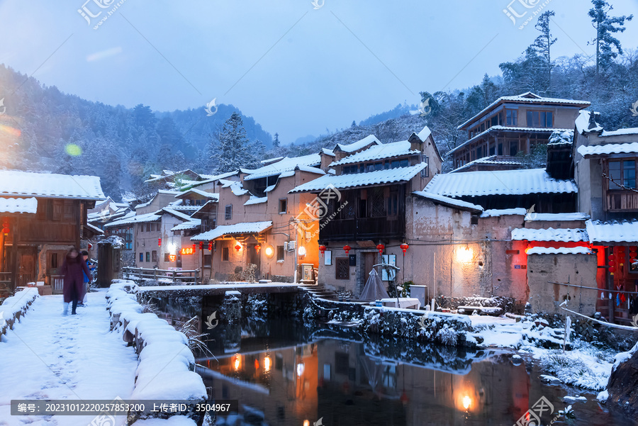 乡村雪景