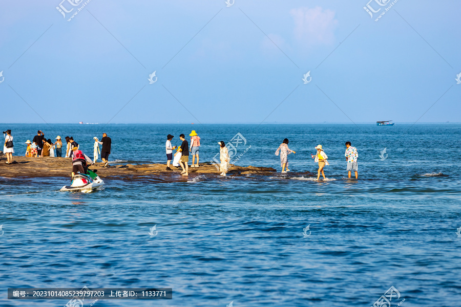 北海涠洲岛五彩滩大海风光