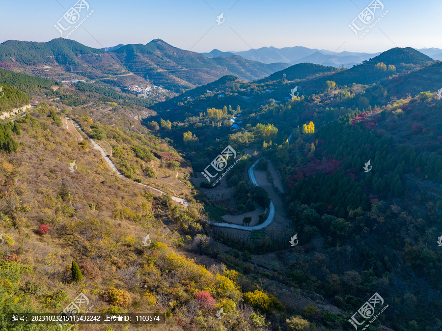 济南彩石劈山红叶