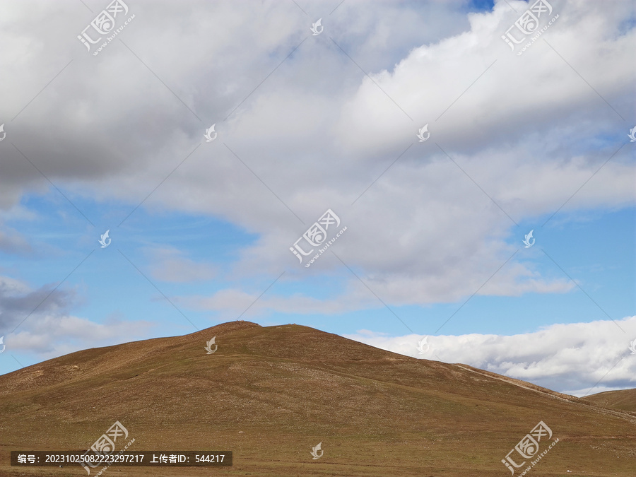 草原高坡秋色