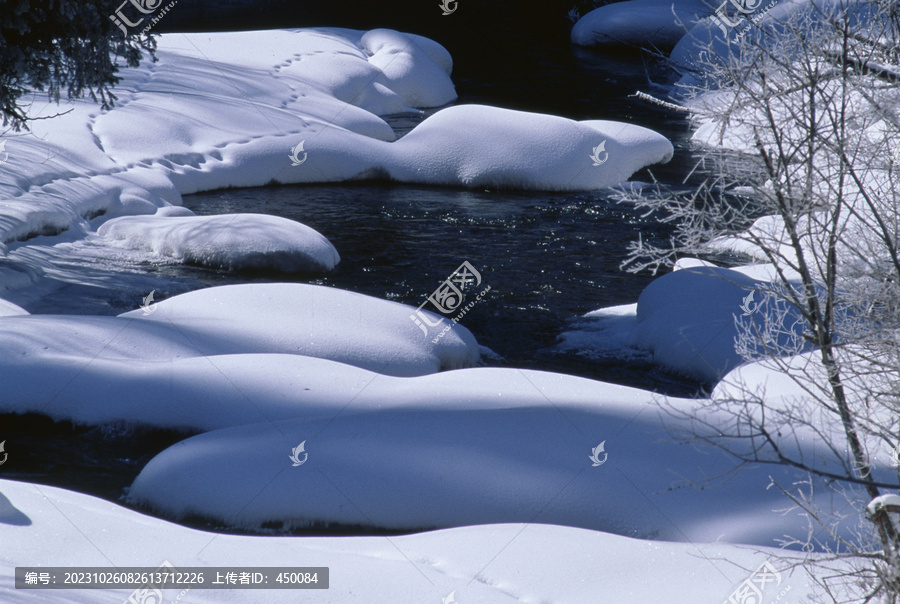 雪堆