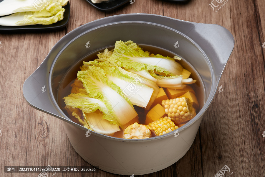 蔬菜杂菌汤锅底