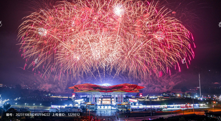 浏阳天空剧场烟花节烟花汇演