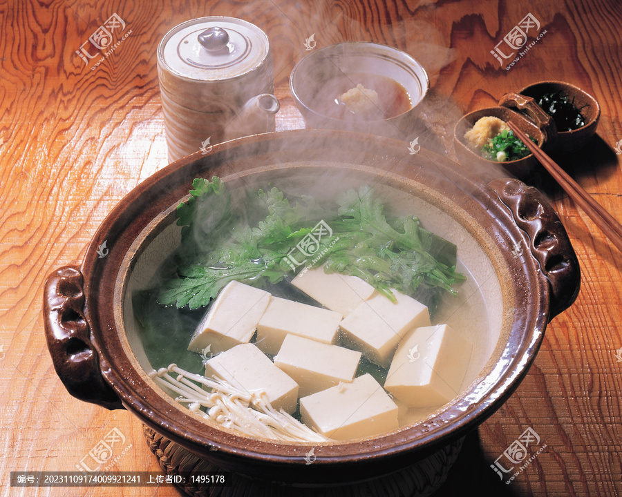 砂锅豆腐金针菇汤