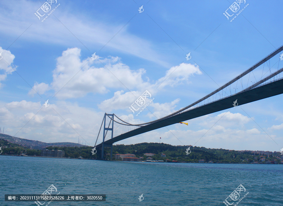 土耳其跨海大桥