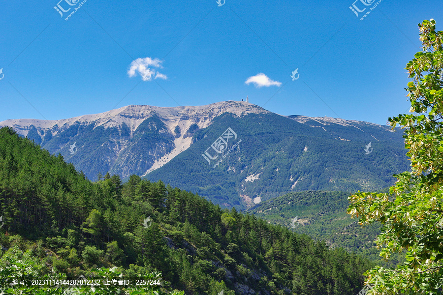 高山與山峰