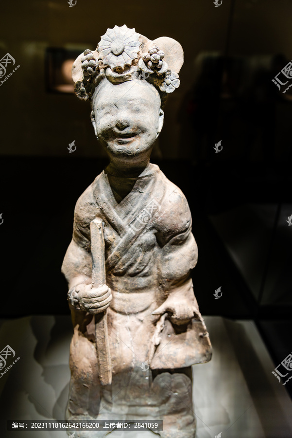 三国时期蜀国陶女俑