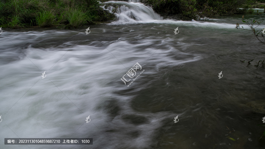 河流溪流水