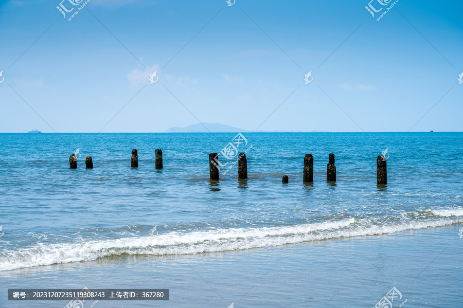 海滩波浪